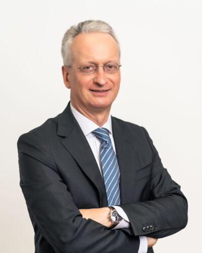 Stefan C Wolter